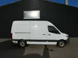 Mercedes-Benz Sprinter 316 2,1 CDI A2 H2 RWD 163HK Van Aut. - 2