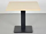 Cafébord i birk med sort stel - 4