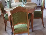 Antik Spisebord ned 4 stole