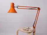Orange arkitektlampe fra 70'erne, Dansk Design