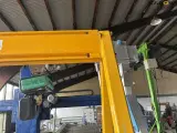 - - - SWG 2000kg portal kran - 4
