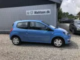 Renault Twingo 1,2 16V Authentique 75HK 3d - 5
