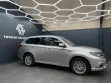 Mitsubishi Outlander 2,4 PHEV Intense CVT 4WD - 3