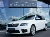 Skoda Octavia 2,0 TDi 184 RS Combi DSG - 3