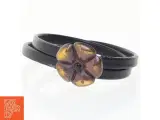 Læderarmbånd med blomst (str. 7 cm) - 2