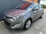 Hyundai i20 1,25 Classic XTR - 2