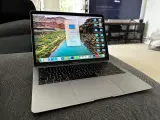 MacBook Air 2019 + tilbehør