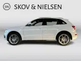 Audi Q5 2,0 TDi 177 S-line quattro S-tr. - 2