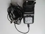 Original PURE strømforsyning / lader +9VDC 1.5A