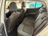 Hyundai i10 1,25 Classic 86HK 5d - 4