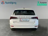Skoda Octavia 1,4 TSi iV Combi DSG - 4