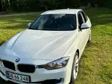 BMW 3-SERIE 320I SEDAN STEPTRONIC - 2