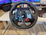 Logitech G29 Racing wheel + pedals - 2