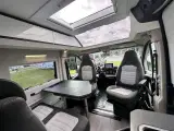 2019 - Adria Twin Supreme 640 SLB   Velholdt Camper Van med enkelt senge - 2