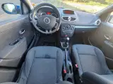 Renault Clio III 1,2 16V Advantage - 5