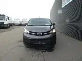 Toyota Proace Medium 1,5 D Comfort skydedør, dobb. bagdør u/ruder 120HK Van 6g - 3