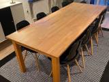 Spisebord massiv bøg + 8 stole