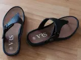 sandaler immiteret læder