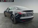 Tesla Model 3  Long Range AWD - 3