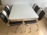 Diner spisebord med 4 stole