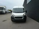 Peugeot Boxer 333 L2H2 2,2 BlueHDi Premium Pro 140HK Van 6g - 3