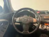 Toyota RAV4 2,0 D-4D 4x4 - 5