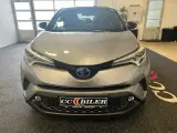 Toyota C-HR 1,8 Hybrid First Edition CVT - 2