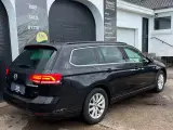 VW Passat 2,0 TDi 150 Comfortline Variant DSG - 4