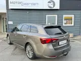 Toyota Avensis 1,8 VVT-i T2 Premium Touring Sports - 4