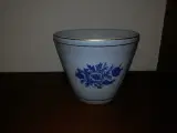 Blue rose urtepotte