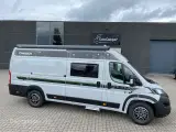 2024 - Chausson V697 Sport Line   Super vintercamper, 140 HK, 9-trins automatgear, tilbehørs-, connect-, safety- og artic pakke. - 2