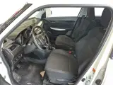 Suzuki Swift 1,2 Dualjet Action AEB Gold 90HK 5d - 5