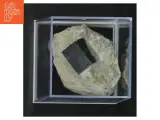 Mineralsamling i displayboks (str. 5,5 cm) - 2