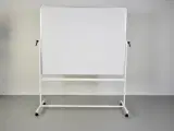 Dobbeltsidet whiteboard svingtavle på hjul - 3