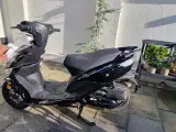 VGA Explora 30 Scooter - 2