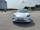 Tesla Model 3  Standard Range+ RWD - 2