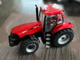 Traktor i rød