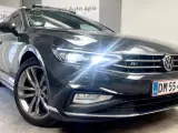 VW Passat 2,0 TDi 240 R-line Variant DSG 4Motion - 2