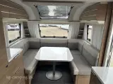 2020 - Adria Adora 593 UK   Velholdt Luksus Campingvogn - 5