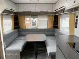 2023 - Fendt Apero 495 SFB   Dejlig vogn med rundsidegruppe og franskseng fra Hinshøj Caravan A/S - 5