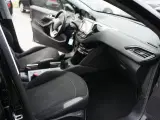 Peugeot 2008 1,6 e-HDi 114 Allure - 5