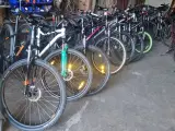 Fler forskellige cykler Forskellige PRISER 