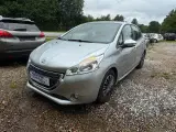 Peugeot 208 1,6 e-HDi 92 Allure - 5