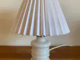 Apoteker lampe fra Holmegaard i hvidt glas