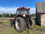 Traktor IH956XL 4W - 3