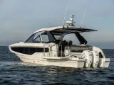 Galeon 325 GTO - 4