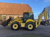 New Holland LB 115 B Kun 5.100 timer. Kun 1 ejer(plantesavlsbrug på Lolland). - 2