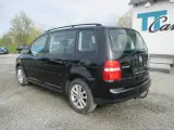 VW Touran 2,0 FSi Trendline - 3