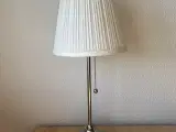 Bordlampe fra IKEA 