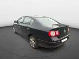 VW Passat 2,0 FSi Highline - 4